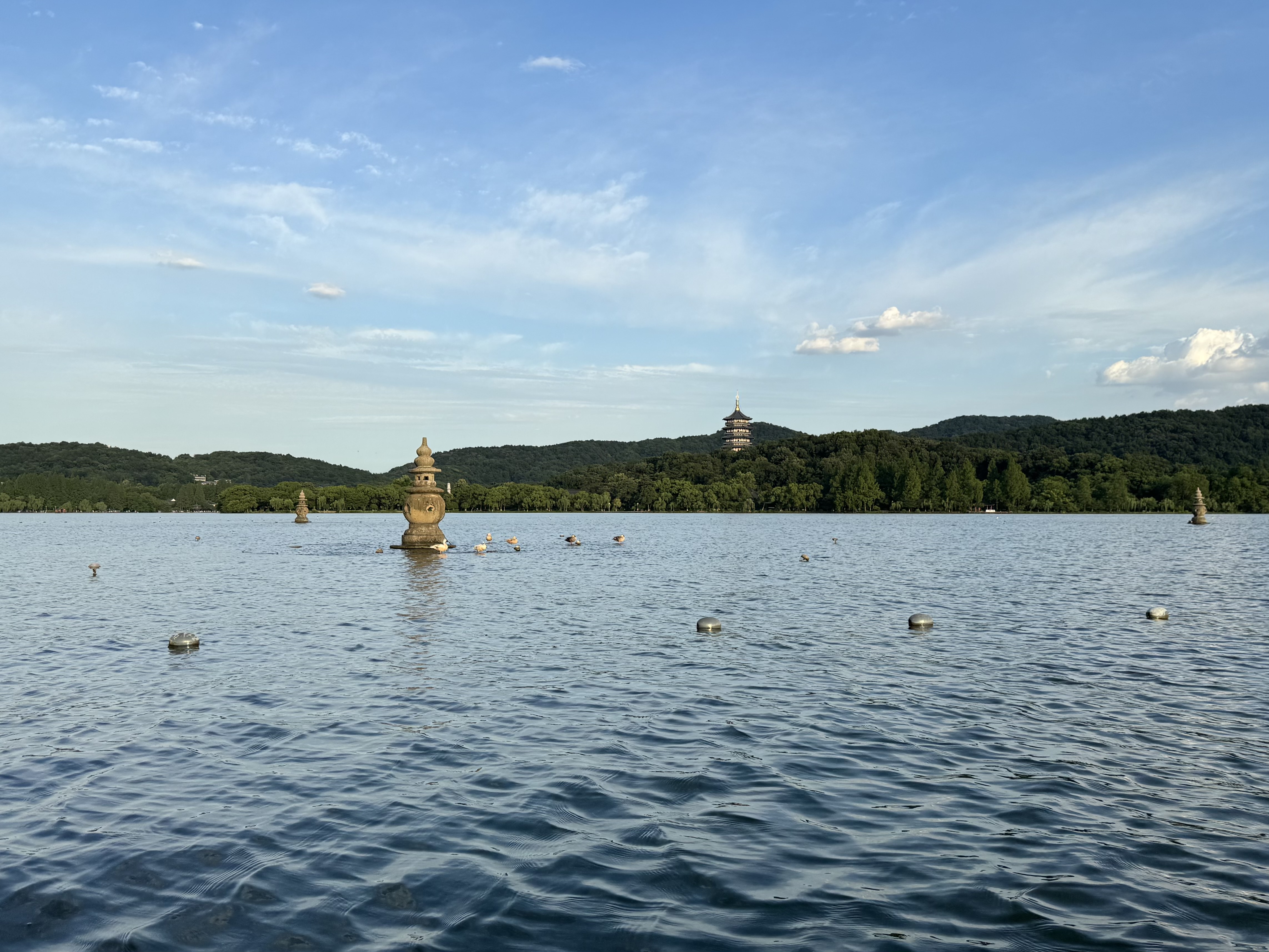 Yamdrok Lake Day Trip