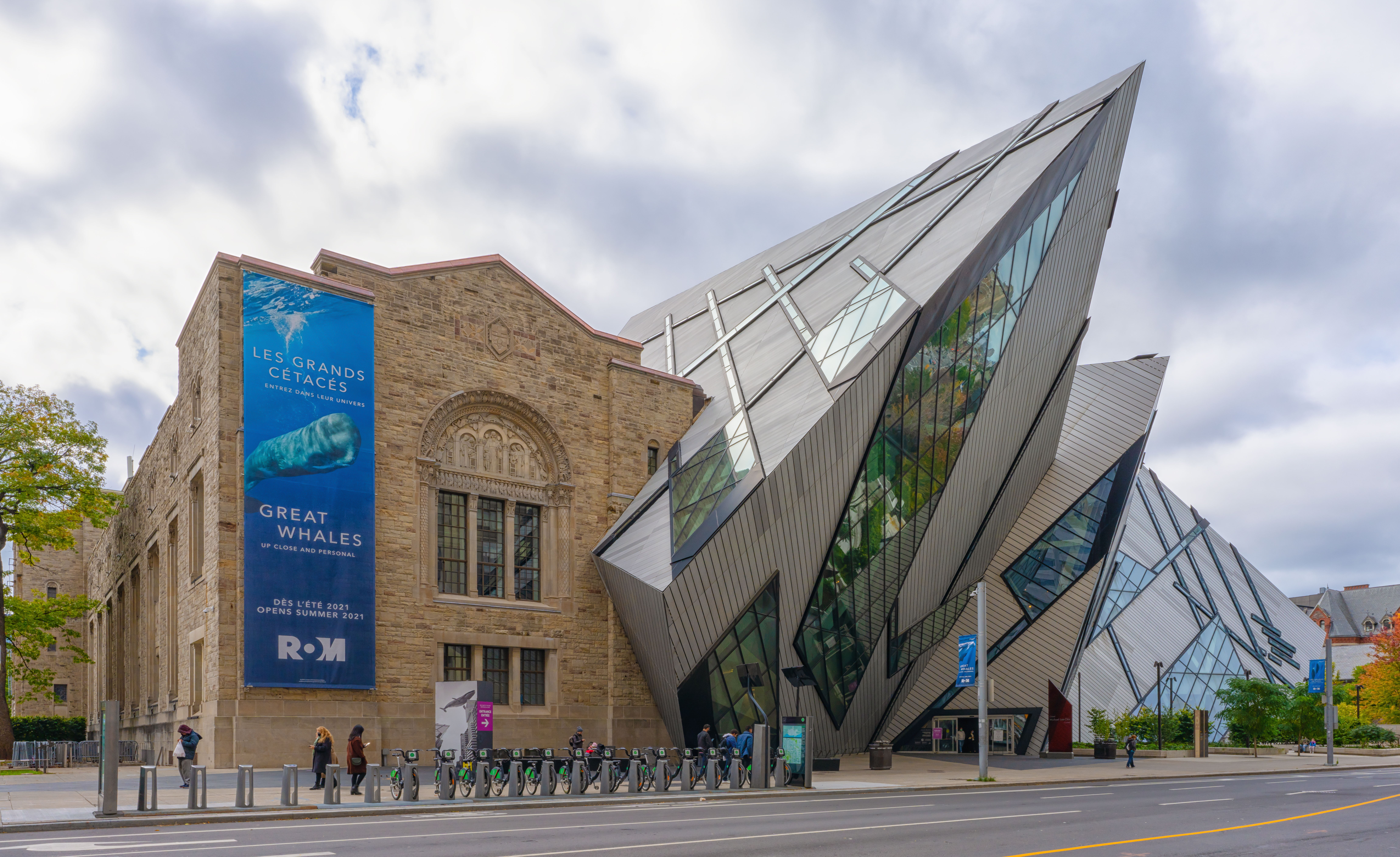 Royal Ontario Museum (ROM)