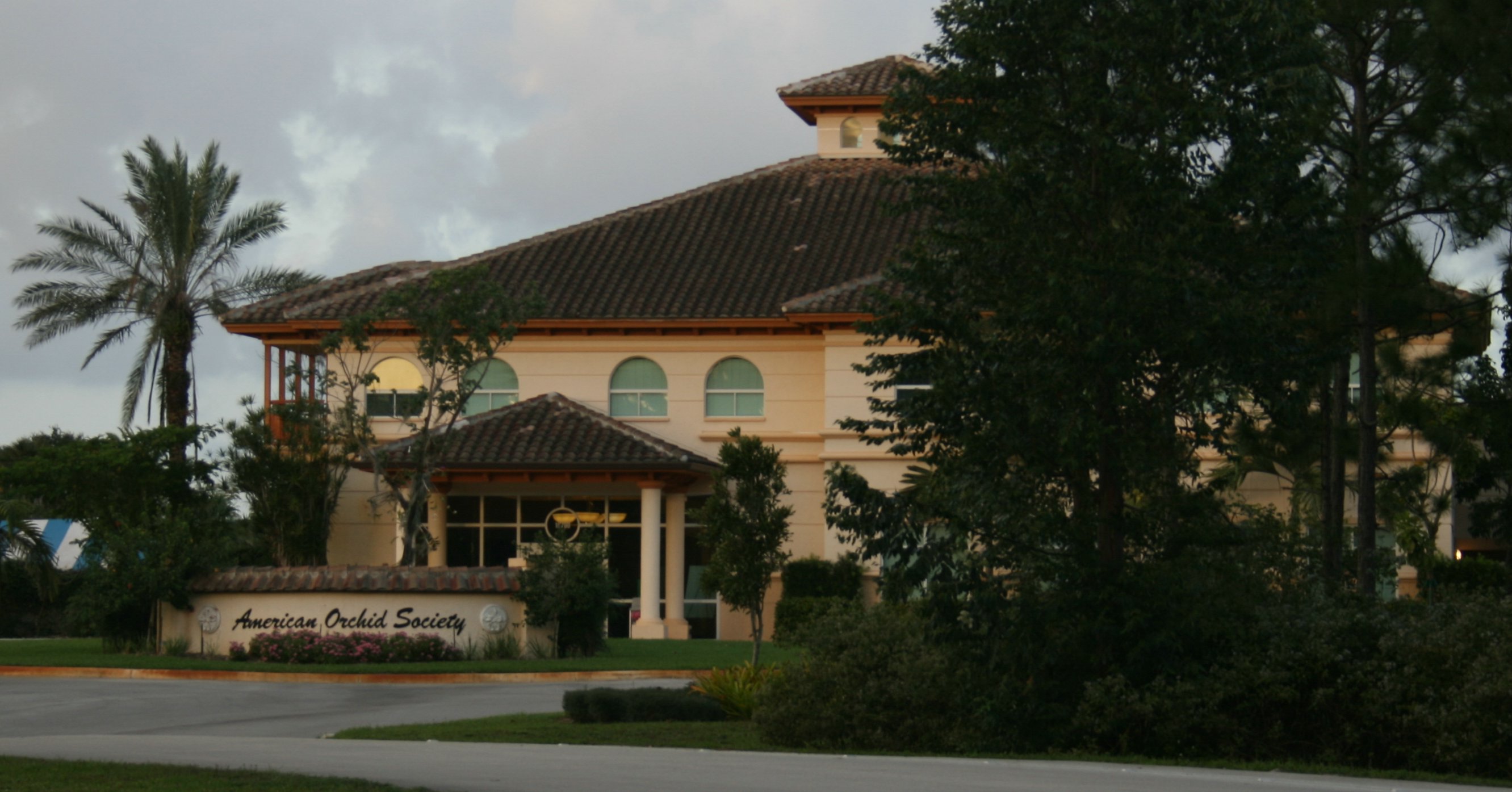 Mead Botanical Garden