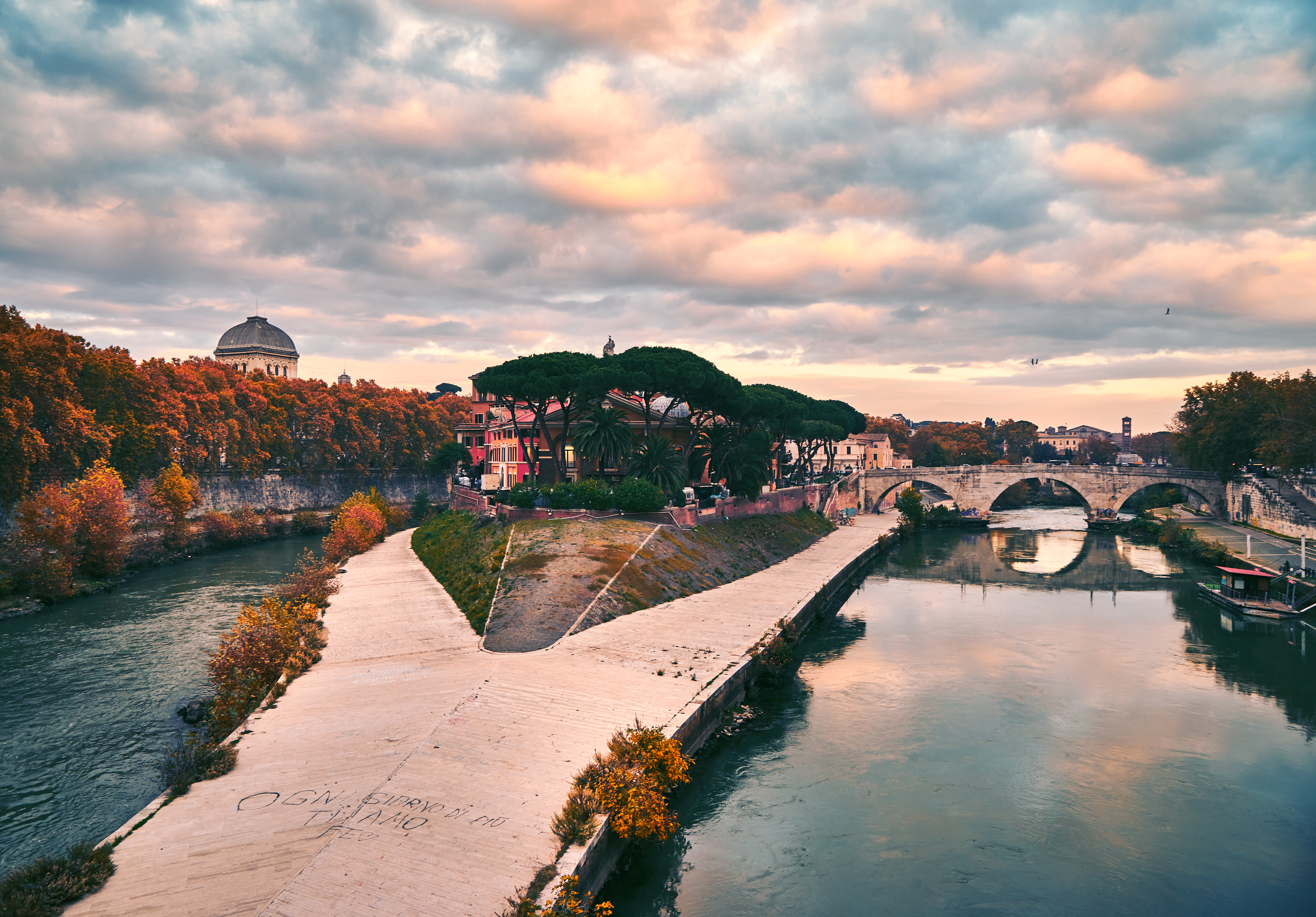 Tiber Island