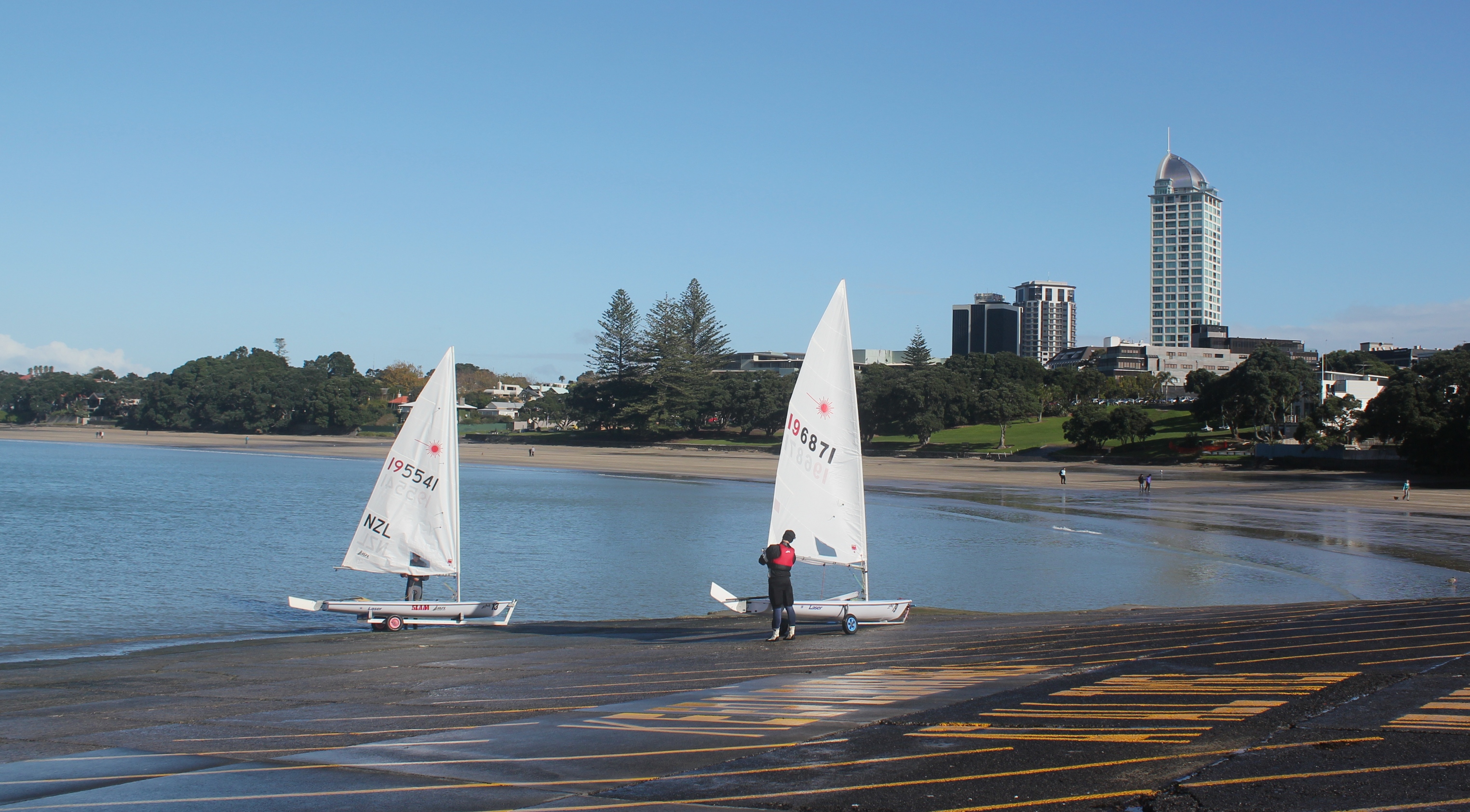Takapuna Beach